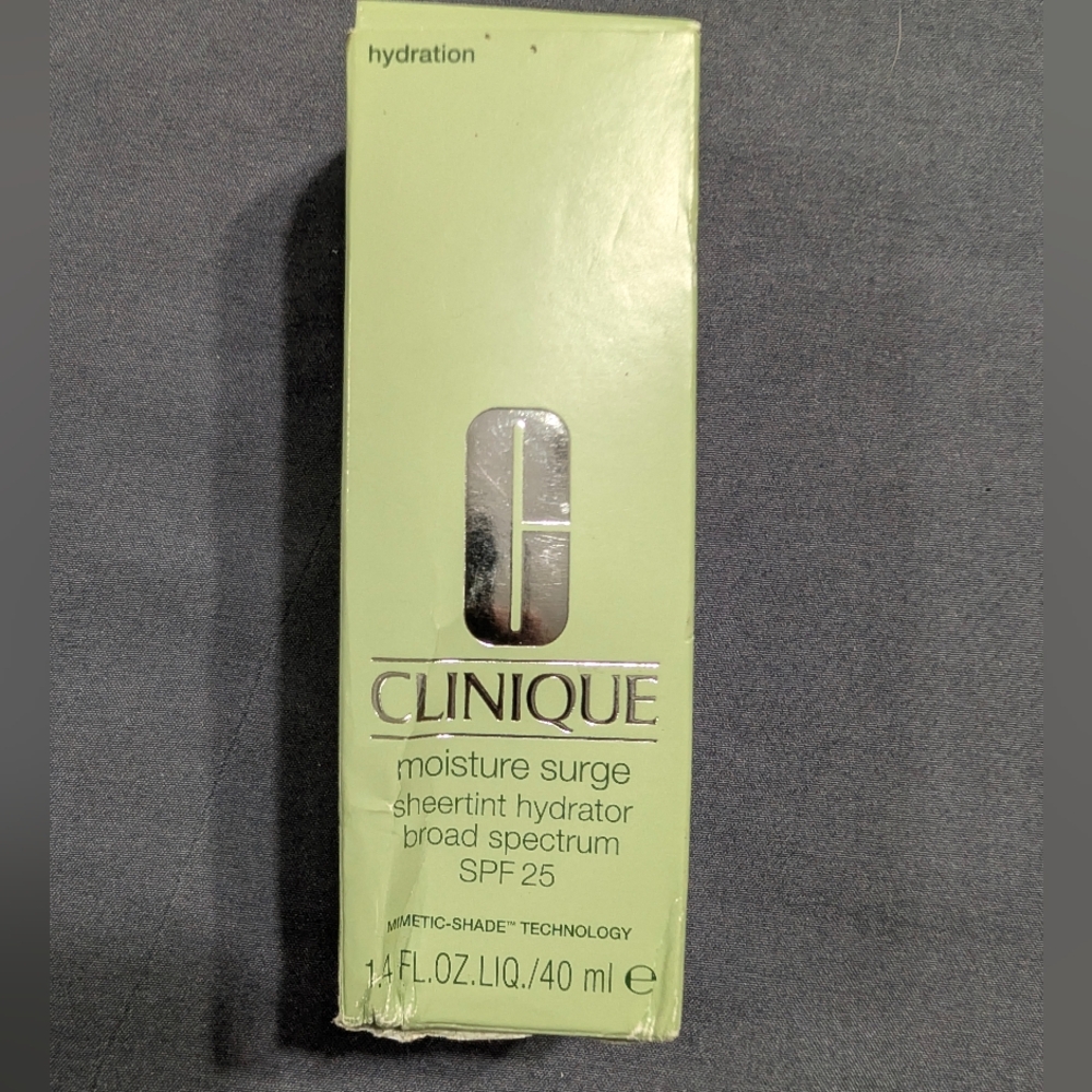 NEW Clinique Moisture Surge Tinted‎ Moisturizer Universal Deep..  Sealed